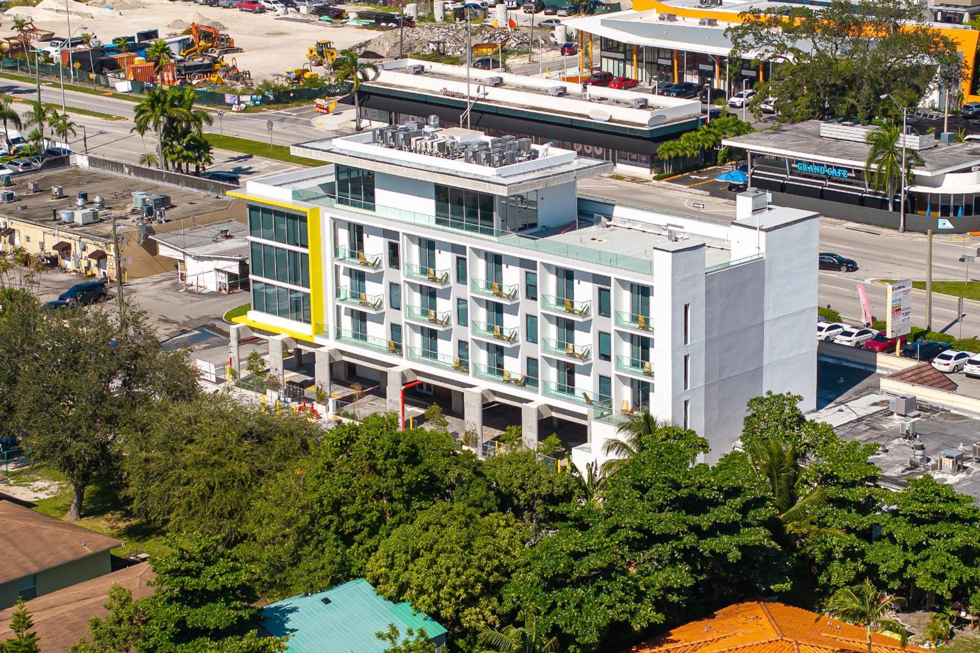 Milan Aventura Hotel Exterior photo